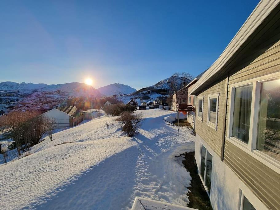Nice House With A Great View! Skjervoy Exterior photo